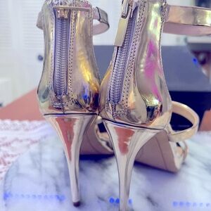 ❤️INC MACYS🌹🌹GORGEOUS NEW GOLD shoes-NIB❤️💋💋💋💋💋💋💋❤️❤️❤️💋❤️❤️❤️❤️❤️🎁❤️❤️😎
